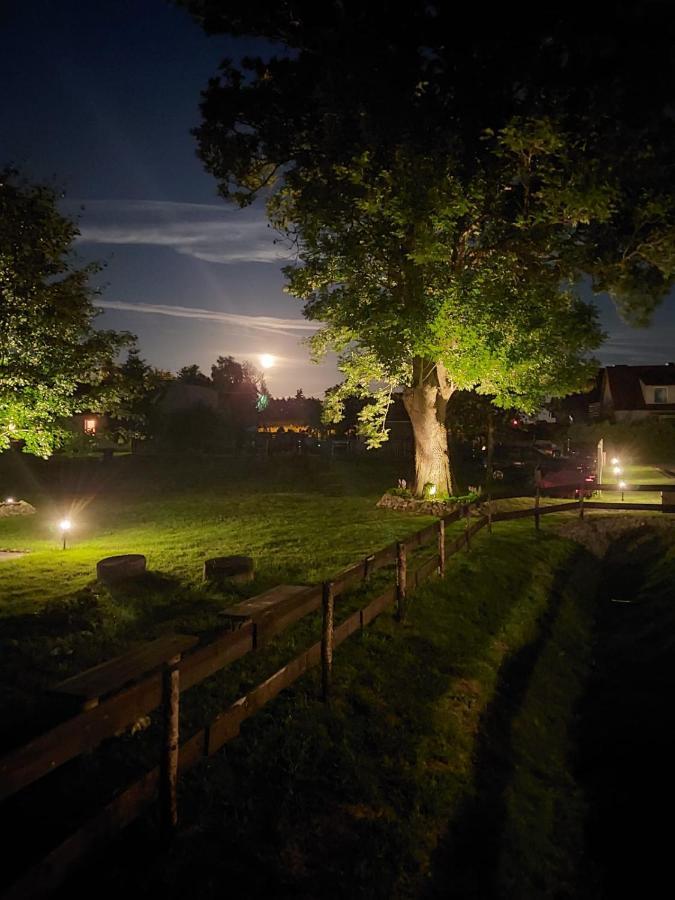Domki Nad Morzem W Ledzinie Wybrzeze Rewal Niechorze Exterior foto